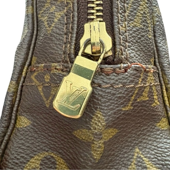 Louis Vuitton Monogram Leather Toiletry Trousse 28 Clutch Bag - Picture 3 of 8